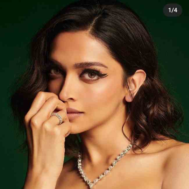 अभिनेत्रियों के नाम, फोटो | हिरोइन के नाम | 50 Bollywood Actress Name List With Photo heroines ke naam