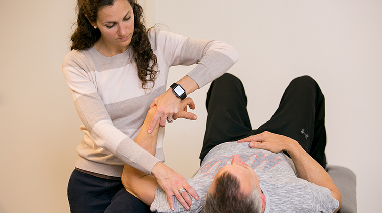 The Role of a Pain Management Doctor in Chronic Pain Treatment